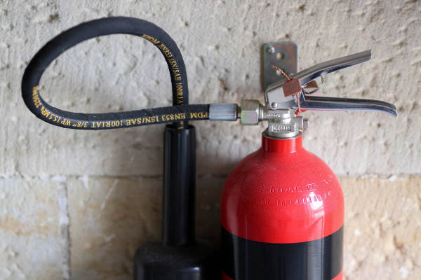 Instalaciones de Extintores · Sistemas Protección Contra Incendios  Castellolí